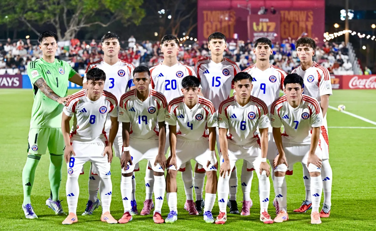 La selección chilena Sub 17 se juega su permanencia en el Mundial de Qatar ante Canadá.