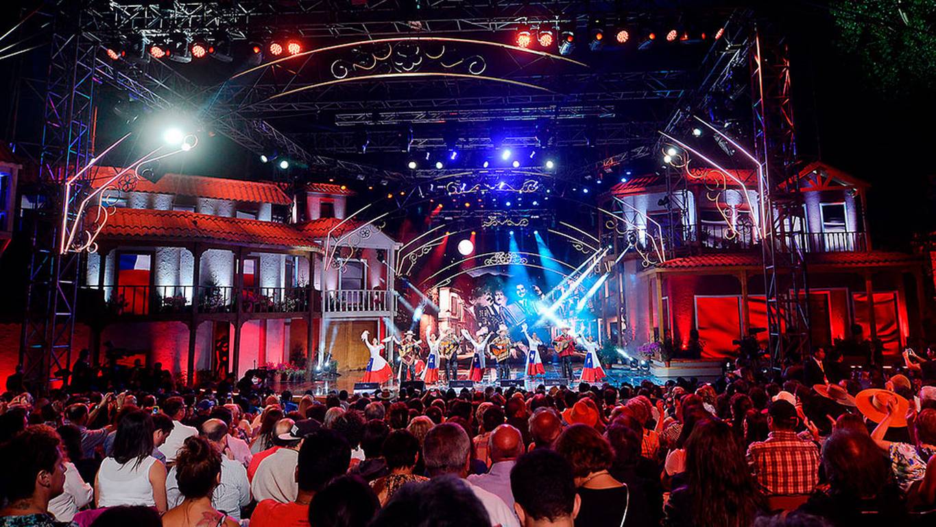 Escenario del Festival del Huaso de Olmué en el anfiteatro El Patagual.