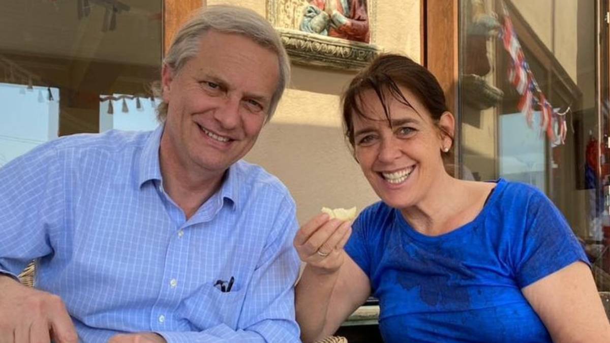 Tras ser electo Presidente con el 59,83 % de los votos, José Antonio Kast evalúa vivir en el Palacio de La Moneda junto a su esposa.