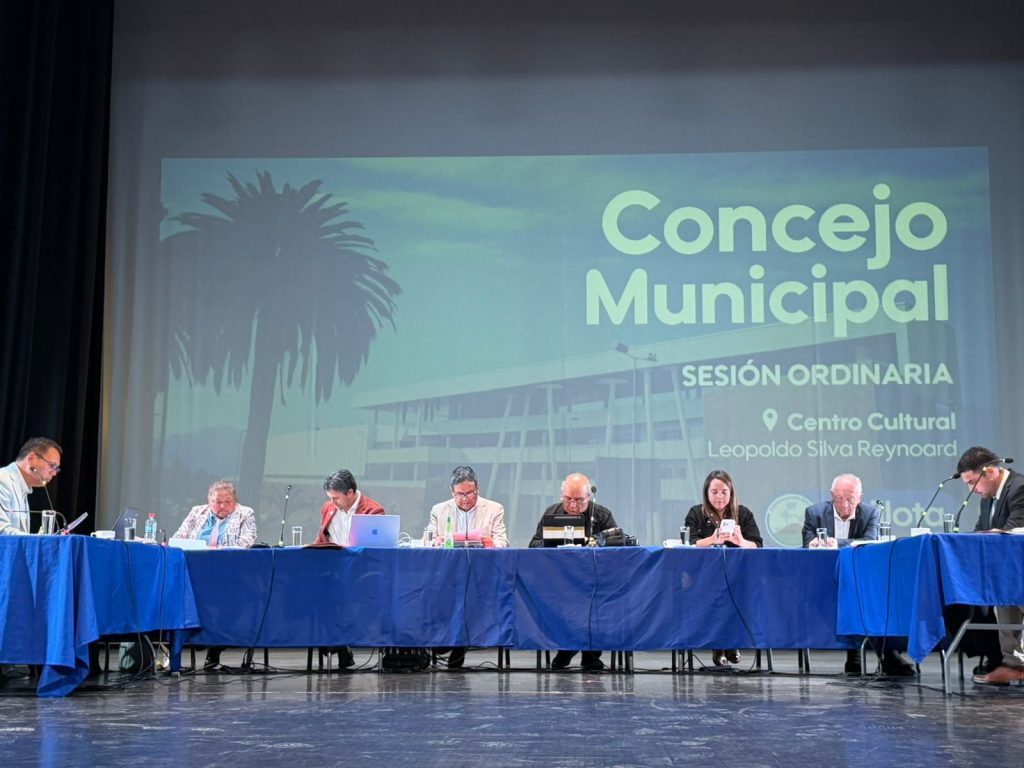 Municipalidad de Quillota financiará la adquisición de dos nuevos camiones aljibe para el Cuerpo de Bomberos.