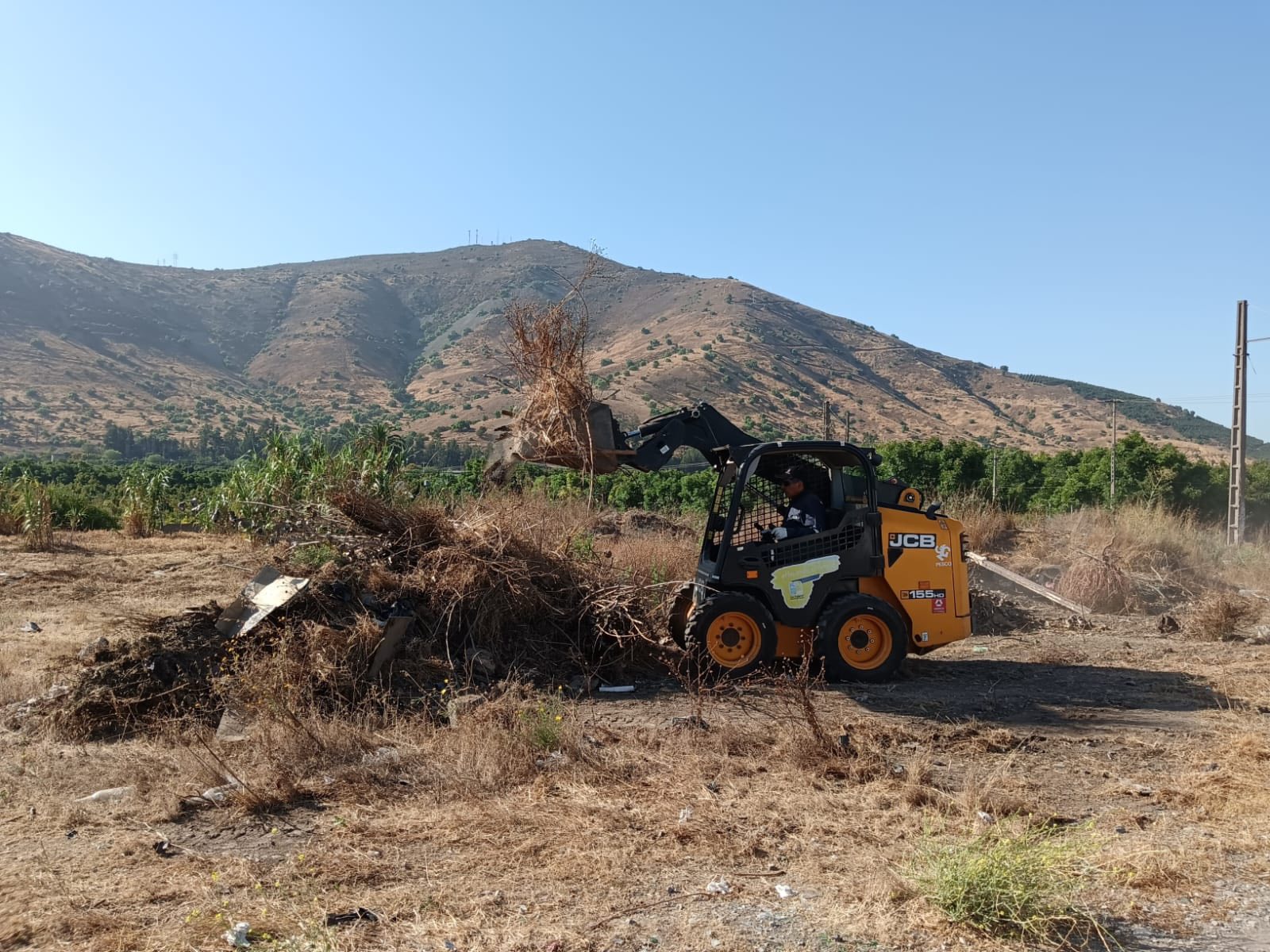 Municipalidad de La Calera reforzó su plan preventivo ante incendios forestales, con patrullajes, monitoreo y llamado al autocuidado comunitario.