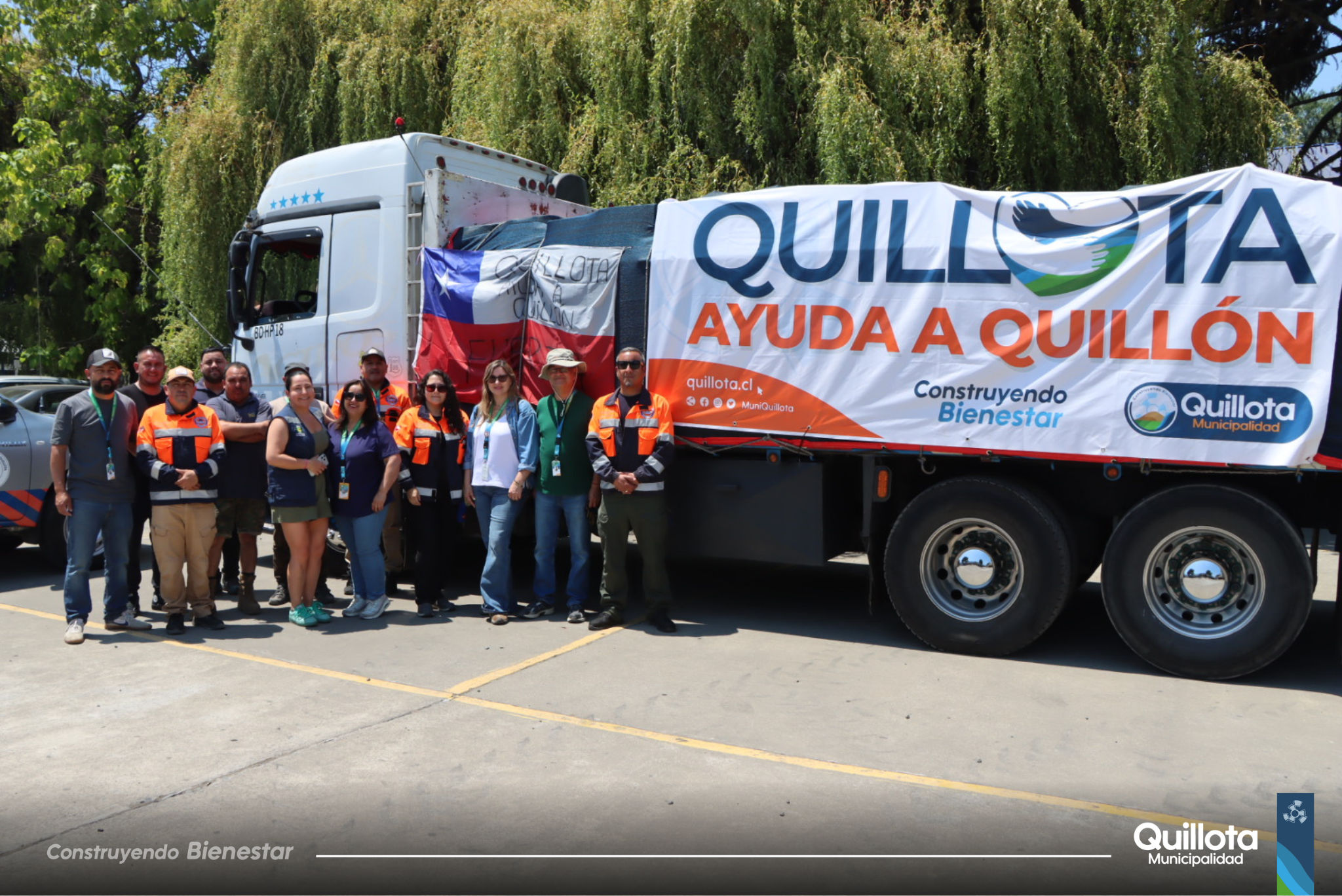 Municipalidad de Quillota envió ocho toneladas de ayuda humanitaria a Quillón para apoyar a familias afectadas por incendios forestales en el sur.