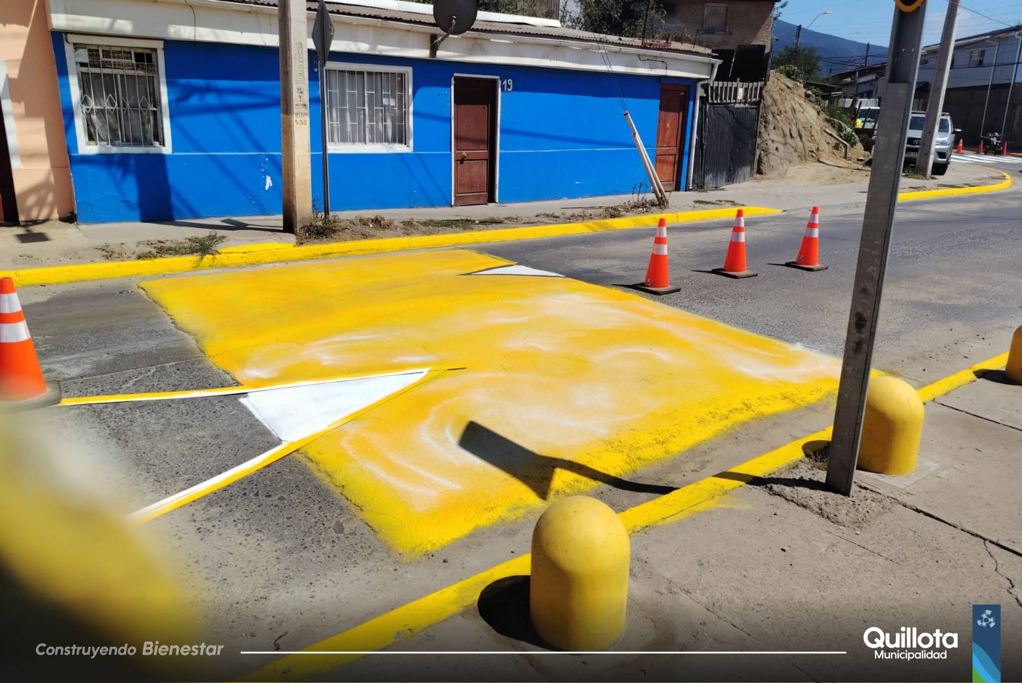 Municipio de Quillota ejecutó trabajos de demarcación vial para fortalecer la seguridad del tránsito.