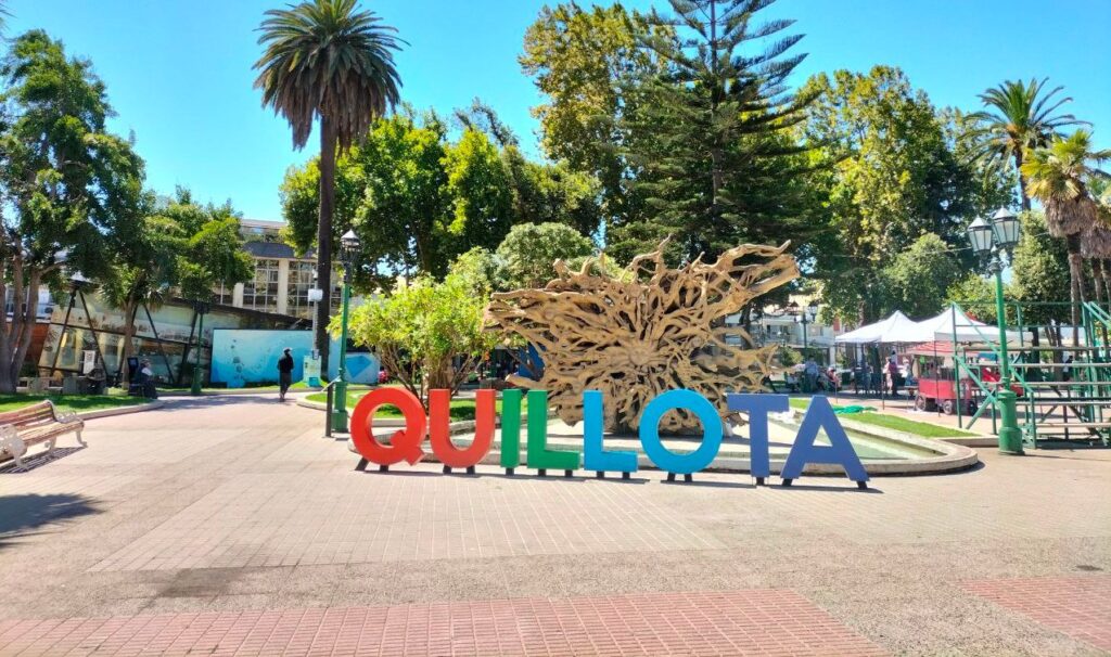 Este sábado 31 de enero, la Plaza de Quillota será escenario de una nueva Noche de Luna con música en vivo, con presentaciones gratuitas de Claudio & Marcelo y María Jimena Pereyra.