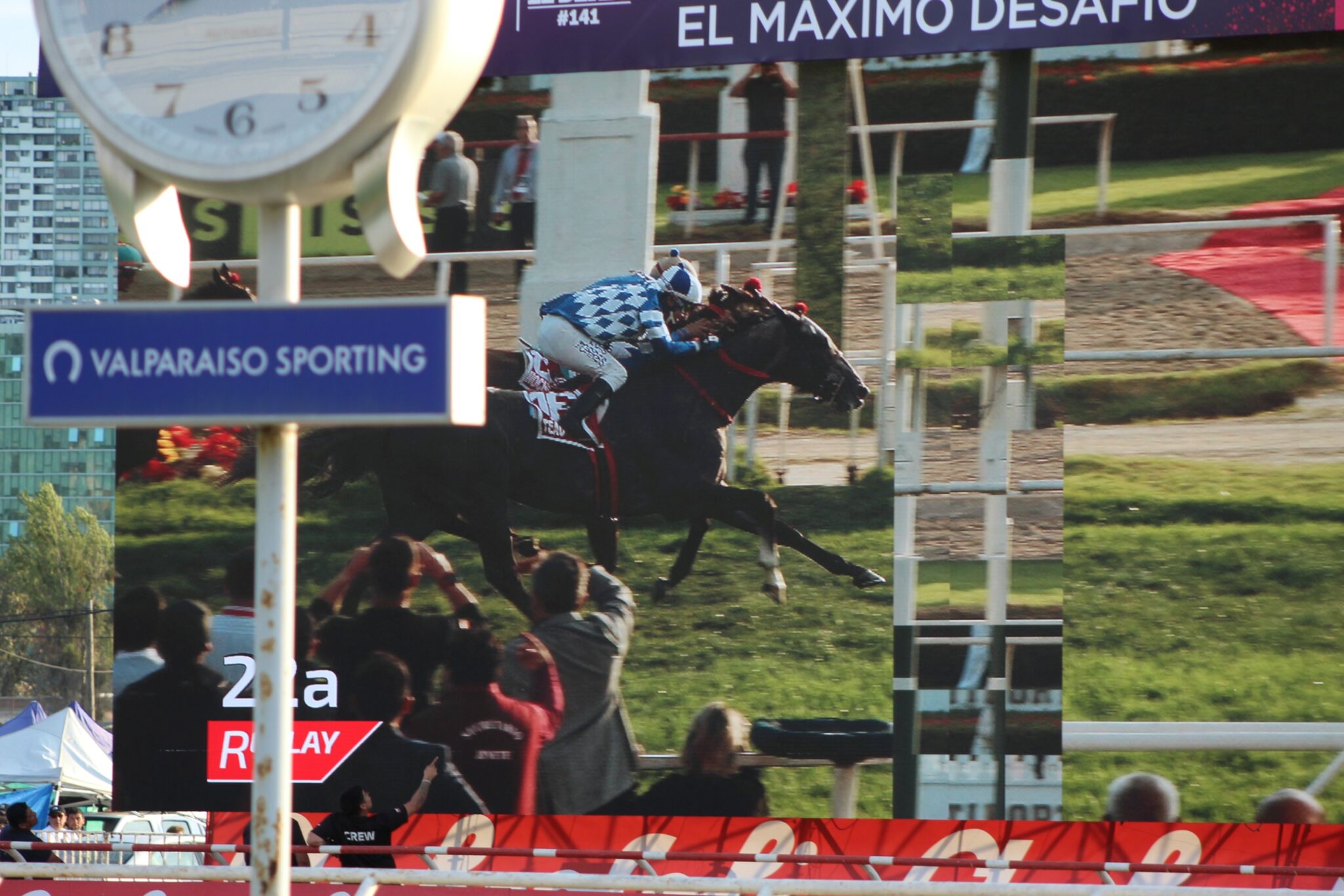 Teao y Luis Torres ganaron El Derby 2026 en un emocionante final. Fotografía: Indice1.cl