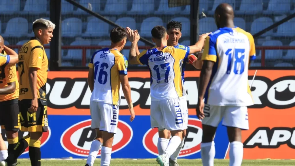 Tribunal civil de Concepción declaró nula la Sociedad Anónima que administraba a la UdeC y ordenó retroceder el club a su estado previo.