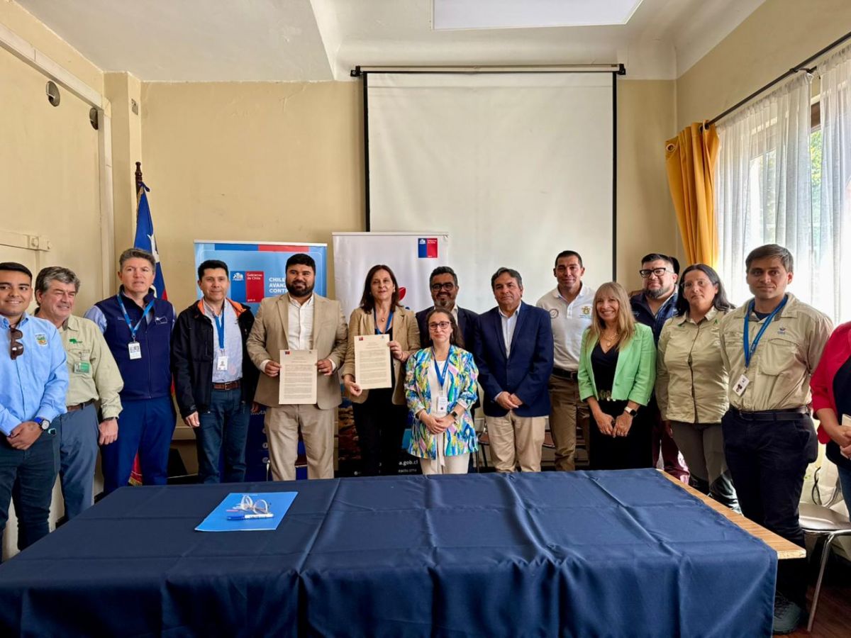 Autoridades regionales y provinciales participan en la apertura de la nueva delegación de la Superintendencia del Medio Ambiente en la comuna de Quillota.