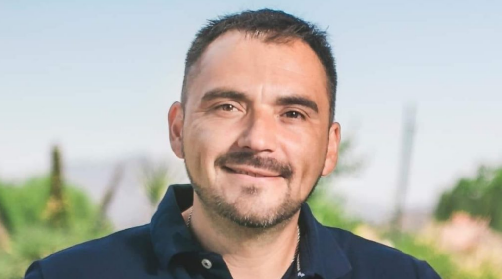 La Fiscalía formalizará al alcalde de La Calera, Johnny Piraino, por presunto fraude al Fisco tras una investigación por el uso de maquinaria municipal en un domicilio particular.