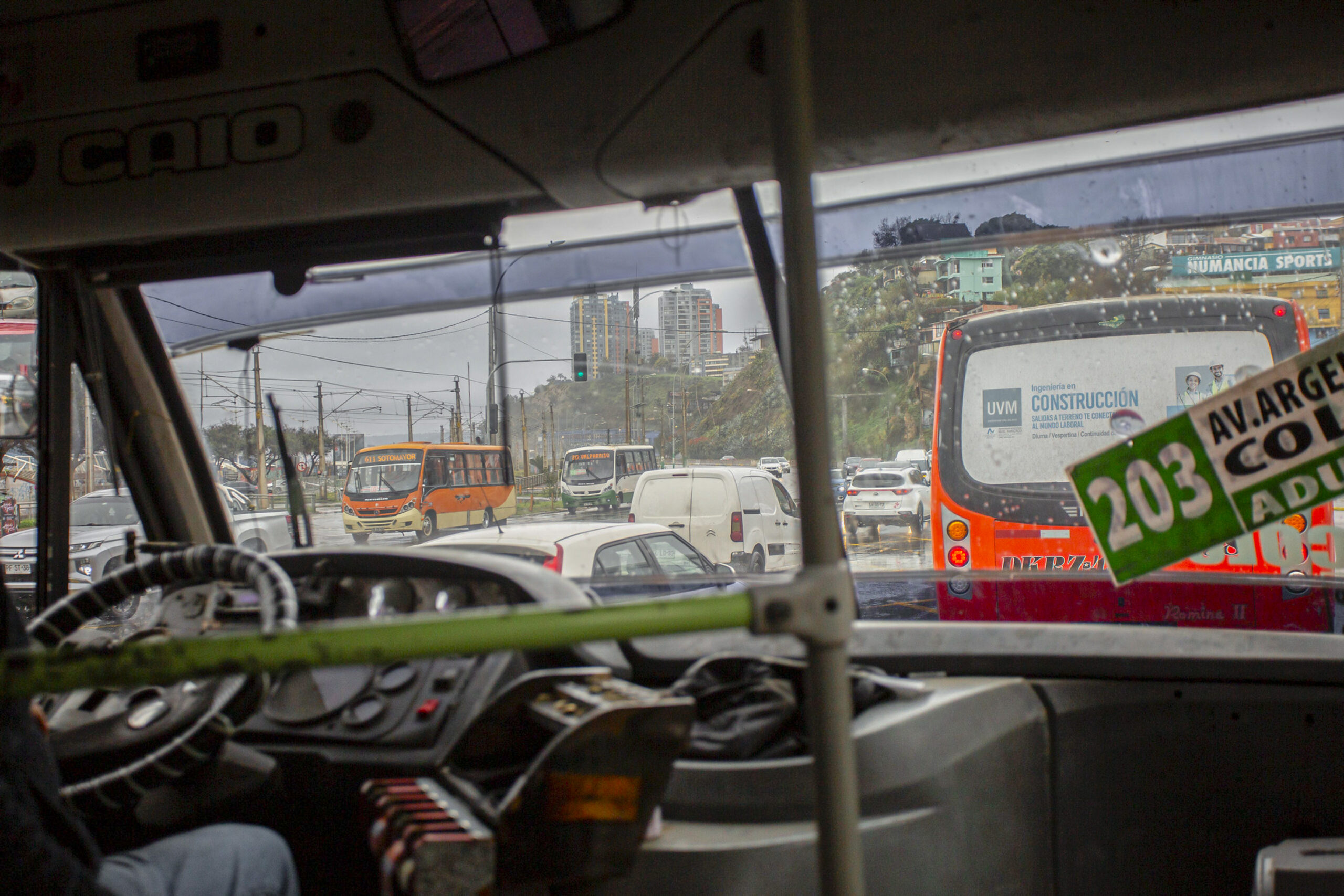 Micreros de Valparaíso anuncian paro indefinido acusando una deuda de más de $20 mil millones y falta de respuestas del Gobierno.
