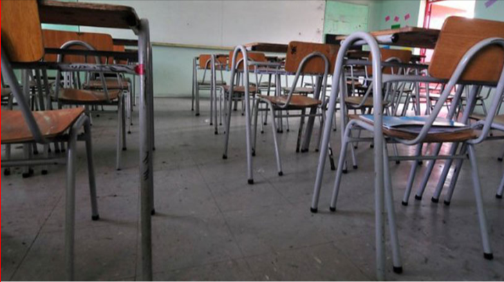Fiscalía confirmó 232 denuncias por amenazas en colegios de la Región de Valparaíso en menos de un mes, lo que ha activado operativos policiales y protocolos de seguridad.
