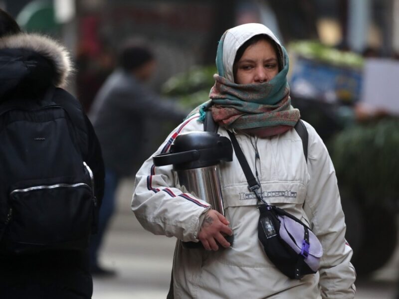 El Gobierno activó el Código Azul en Los Andes y San Felipe debido a las bajas temperaturas y heladas pronosticadas, que podrían alcanzar hasta los -4°C en el valle de Aconcagua.