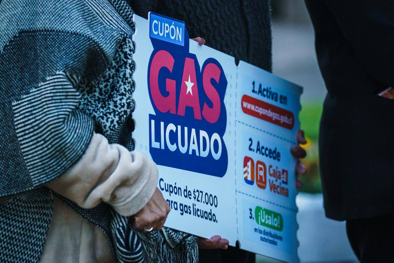 Desde este miércoles comenzó el uso del cupón de gas de $27 mil. Revisa quiénes pueden acceder al beneficio, cómo utilizarlo y cuáles son las fechas de vigencia establecidas.