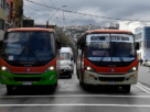 Conductores de la locomoción colectiva evalúan un nuevo paro de micreros en Valparaíso debido a retrasos en el pago de subvenciones comprometidas por el Estado.