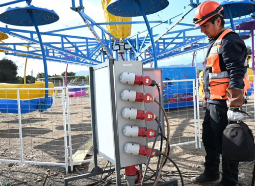 Investigan una presunta conexión ilegal a la red eléctrica en un parque de diversiones de Quillota. Chilquinta desconectó el tendido irregular y analiza acciones legales.