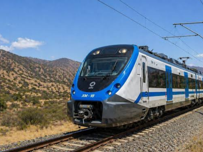La Cámara aprobó solicitar al Presidente Kast que reactive el estudio de factibilidad del tren Santiago-Valparaíso, iniciativa que evaluaría pasajeros y carga.