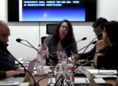 Un pago de $3,9 millones a Claudia Mix desató una tensa discusión en el Concejo de Calle Larga. Ediles evalúan llevar los antecedentes a Contraloría.