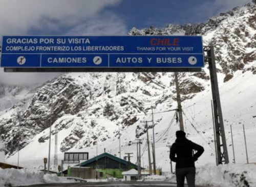El Paso Los Libertadores reabrirá gradualmente este martes tras 34 días cerrado. La primera etapa será exclusiva para transporte de carga.