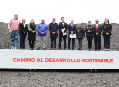 Quintero apuesta por la economía circular y proyecta el uso de silicato de hierro de Codelco como alternativa para mejorar caminos rurales e infraestructura pública.