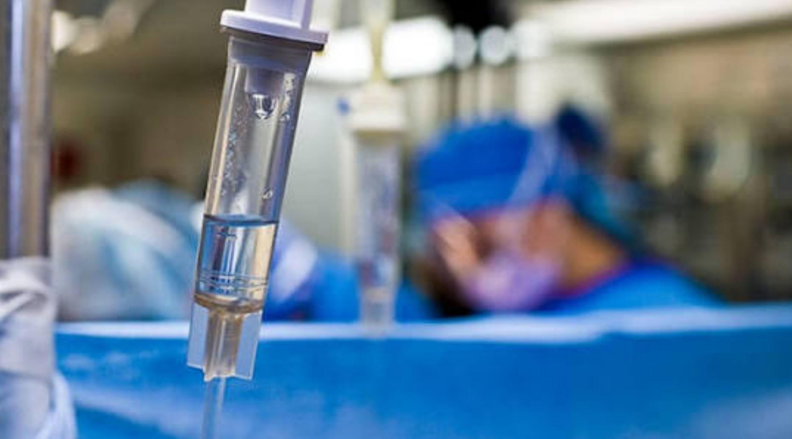 Dos médicos fueron formalizados por cuasidelito de homicidio tras la muerte de una mujer que se sometió a una abdominoplastia en el Hospital San Camilo de San Felipe.