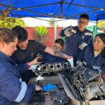 Puerto Ventanas S.A. impulsó una capacitación en mecánica automotriz en Puchuncaví, donde el 75% de los 15 participantes fueron mujeres.
