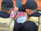 Una avícola de La Calera fue clausurada por funcionar sin patente comercial. Vecinos de Tres Esquinas denuncian moscas, roedores y malos olores.