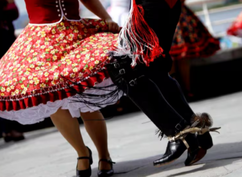 Revisa las principales fondas, fiestas y panoramas de Fiestas Patrias 2026 en Valparaíso, Quillota, La Calera, Viña del Mar, Quintero, Limache y Aconcagua.