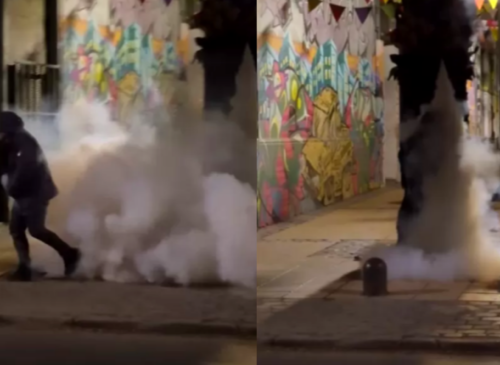 Un trabajador de limpieza de Valparaíso mostró un dispositivo de niebla no tóxica utilizado para desincentivar a quienes orinan en la vía pública.