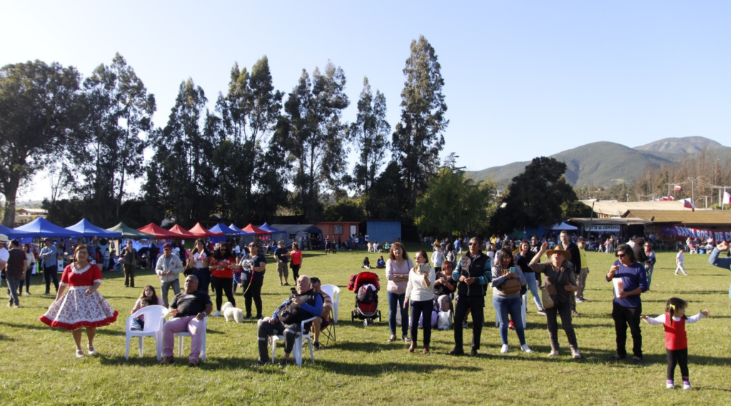 Quillota y Quintero invitan a la Fiesta Costumbrista de Santa Rosa de Colmo este 11 de octubre, con música, gastronomía y entrada gratuita.